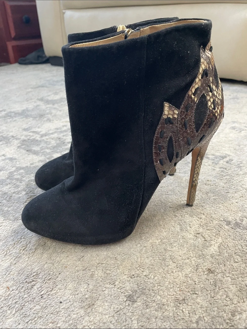 Alexandre Birman Black Suede Snakeskin Flame Heel Ankle Boots Heels Sz 39.5